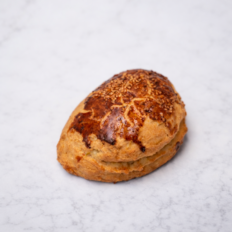 Peynirli Ev Poğaçası