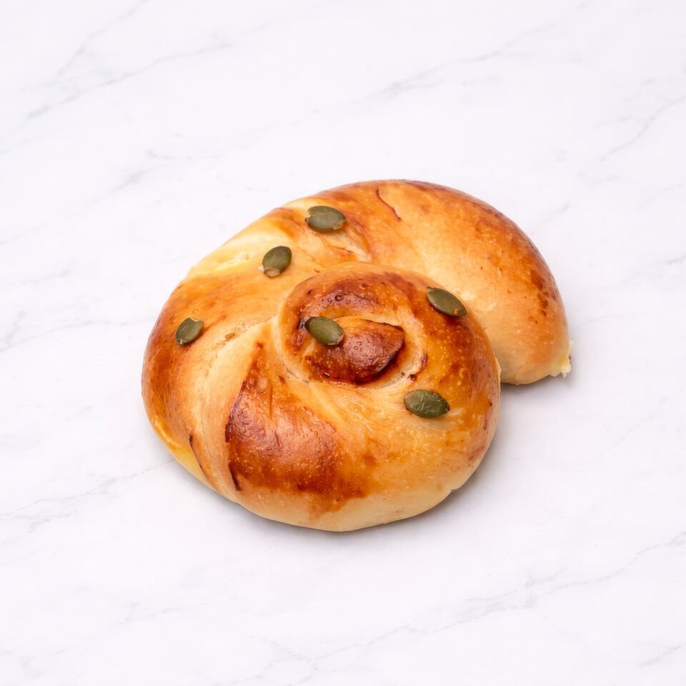 Labne Peynirli Açma