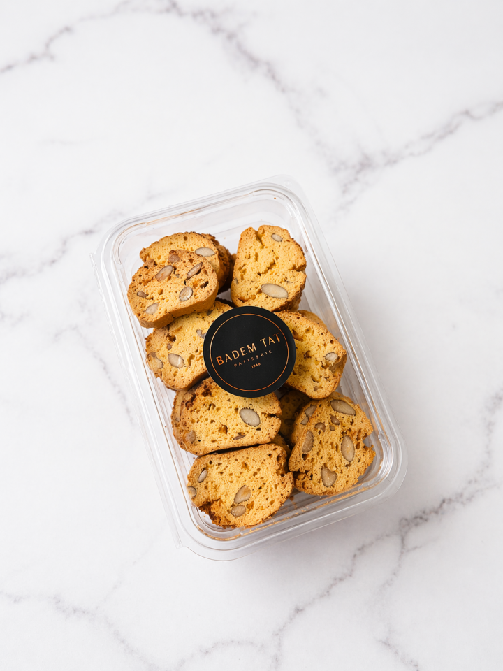 Portakallı Bademli Gevrek