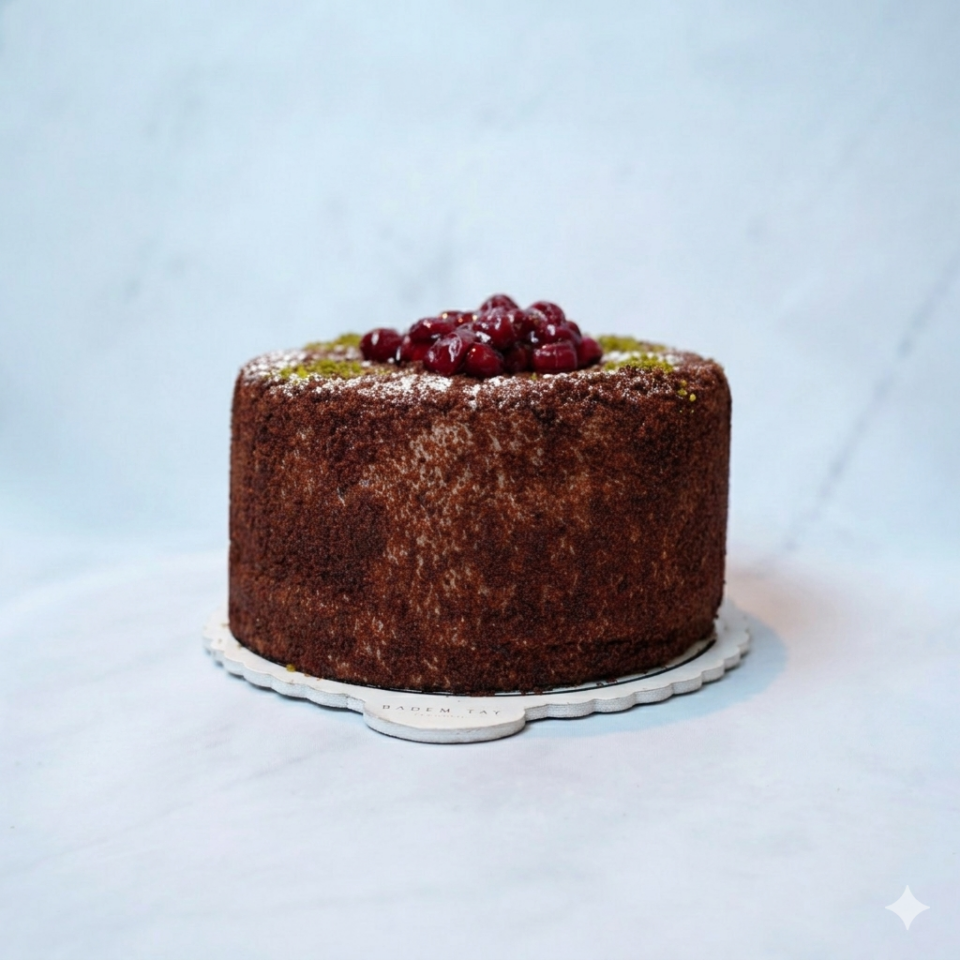 Çikolatalı Vişneli Pasta